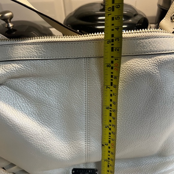 Coach Metallic White Shoulder-Hobo Bag with Matching Wallet - Picture 8 of 11